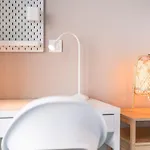 Casiola - Modern New With Pool Access And Parking