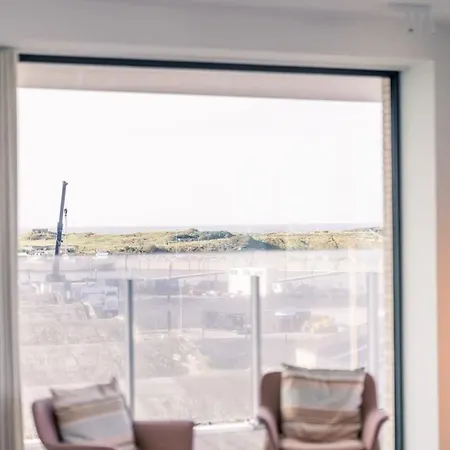 Huswell - Modern New With Pool Access And Parking * Ostend