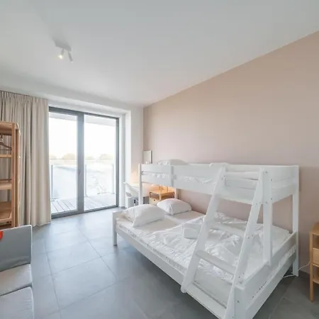 Apartment Huswell - Modern New With Pool Access And Parking