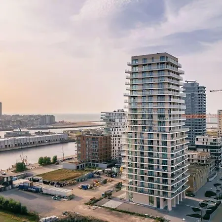 Apartment Casiola - Modern New With Pool Access And Parking Ostend