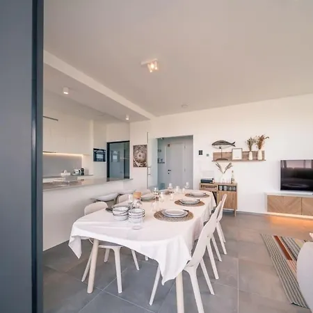 Casiola - Modern New With Pool Access And Parking Oostende