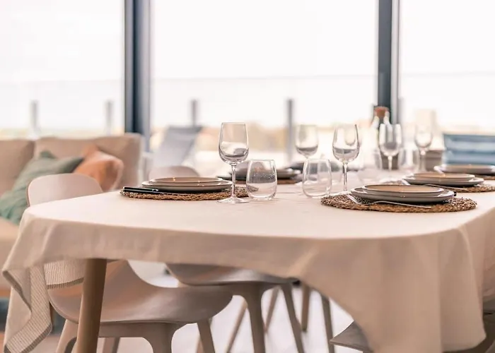 Casiola - Modern New With Pool Access And Parking Appartement *