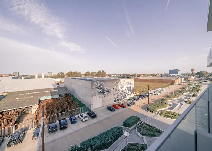 Casiola - Modern New With Pool Access And Parking Ostende