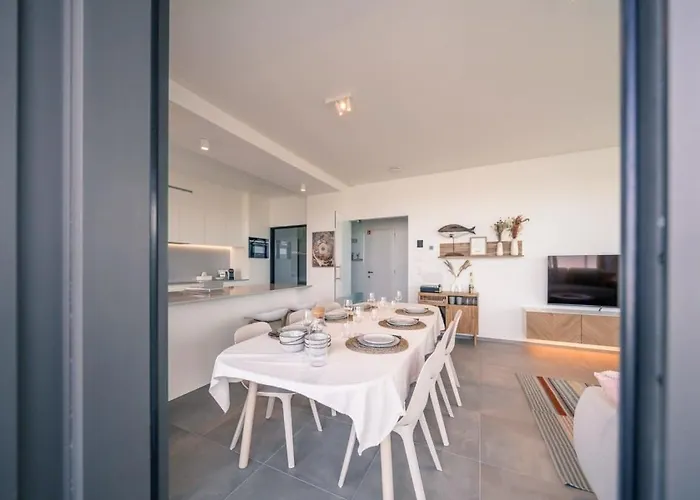 Casiola - Modern New With Pool Access And Parking Ostende