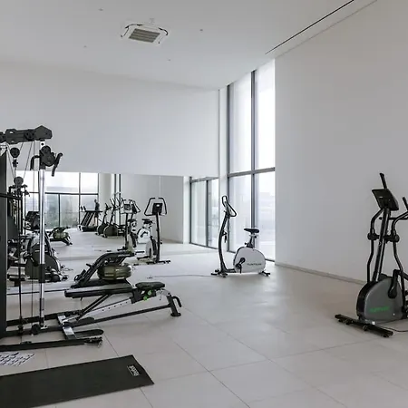דירה Casiola - Modern New With Pool Access And Parking